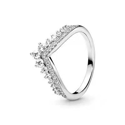 Spring Heart Ring | Geometric Minimalist Design