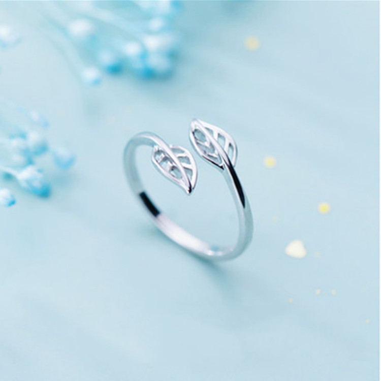 Maple Leaf Open Ring | Nature-Inspired Adjustable Ring