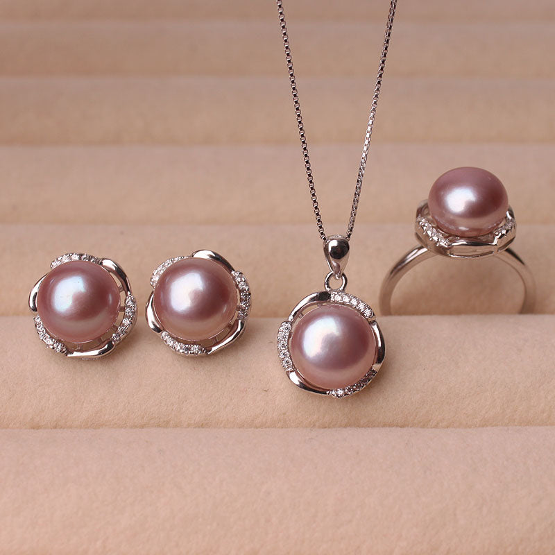 Natural Freshwater Pearl Jewelry Set in Silver
