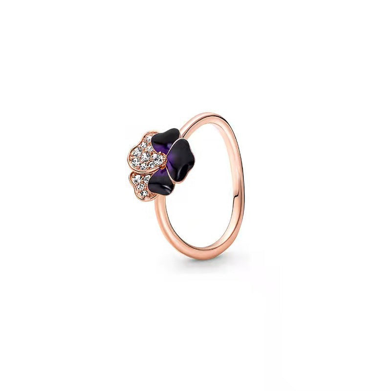 Spring Heart Ring | Geometric Minimalist Design