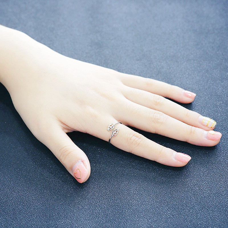 Maple Leaf Open Ring | Nature-Inspired Adjustable Ring