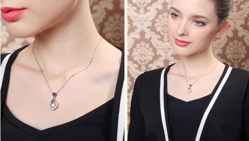 Necklace with Zirconia Waterdrop Pendant