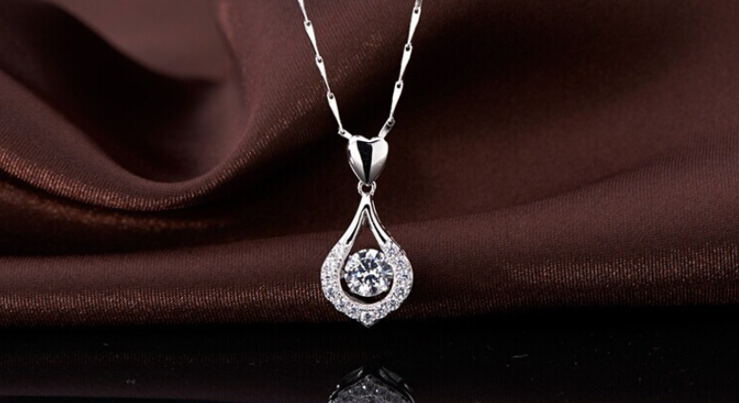 Necklace with Zirconia Waterdrop Pendant