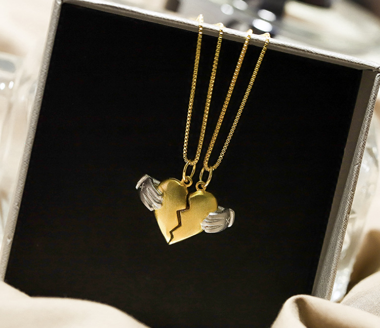 Couple's Heartbroken Pendant Necklace Set