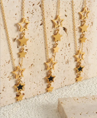 Geometric Star Pendant Necklace