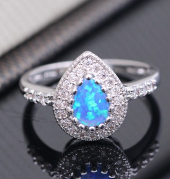 Water Drop Ring | Minimalist Teardrop Ring